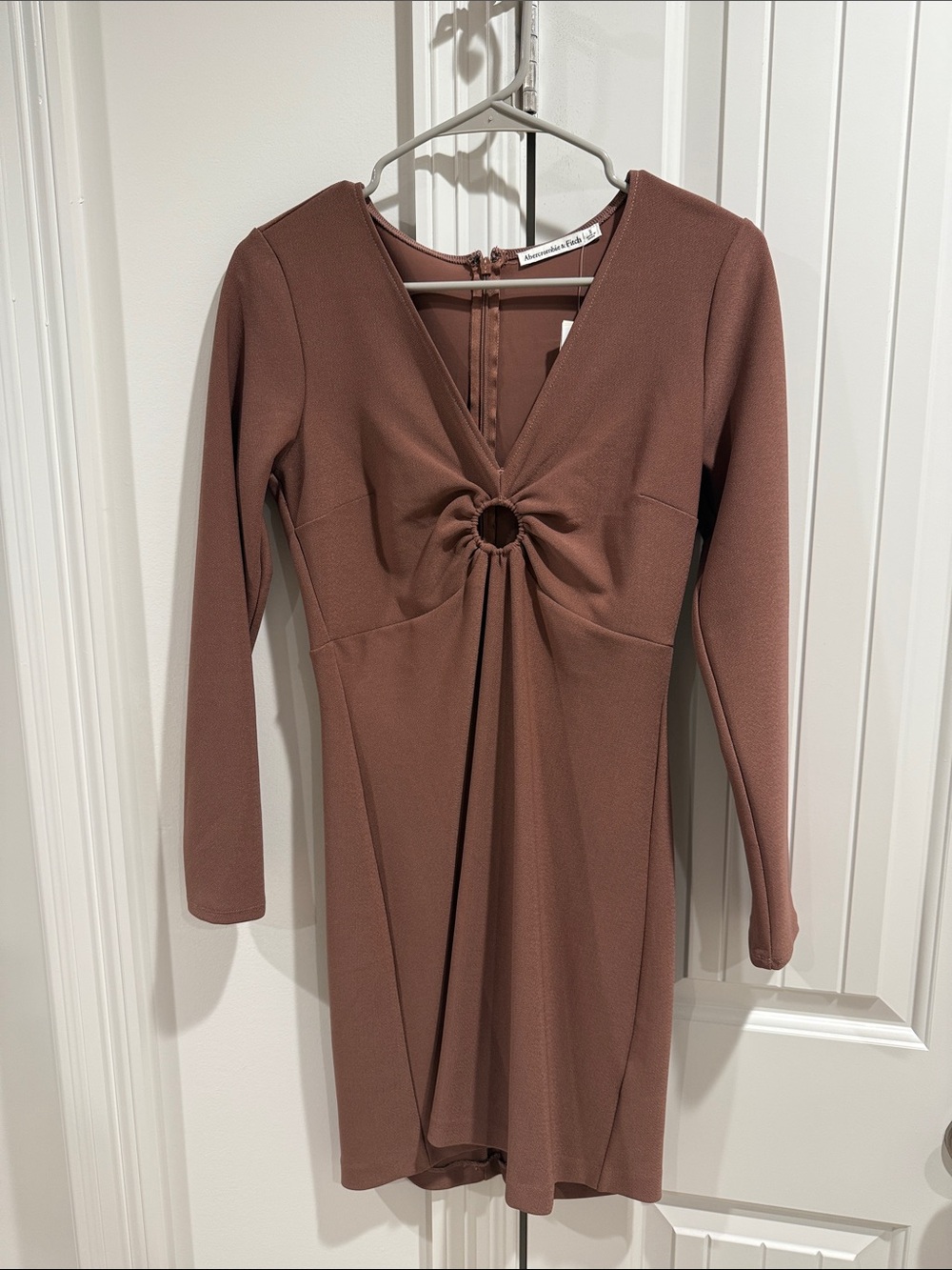 Abercrombie & Fitch Mauve-Brown Long Sleeve Ring-Front Midi Dress